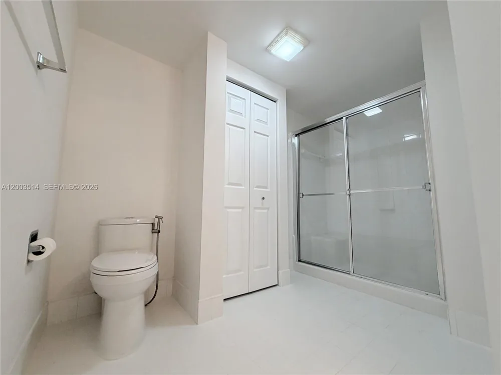 17100 Bay Rd #1913 Sunny Isles Beach, FL 33160