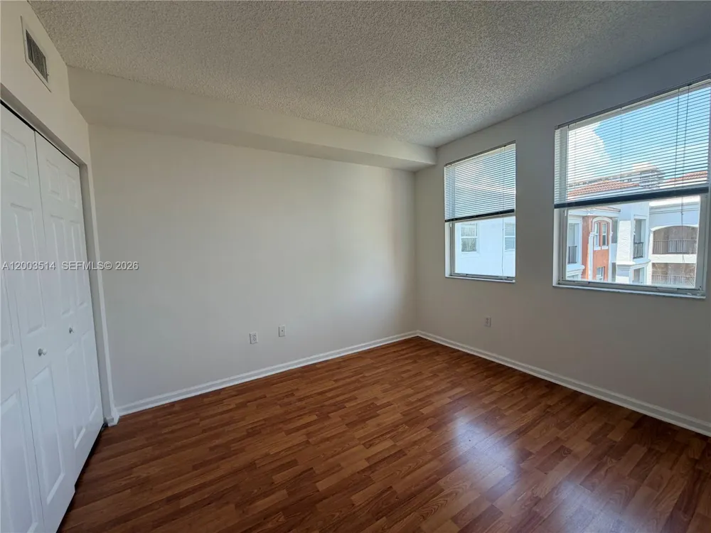 17100 Bay Rd #1913 Sunny Isles Beach, FL 33160