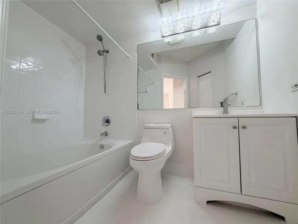 17100 Bay Rd #1913 Sunny Isles Beach, FL 33160