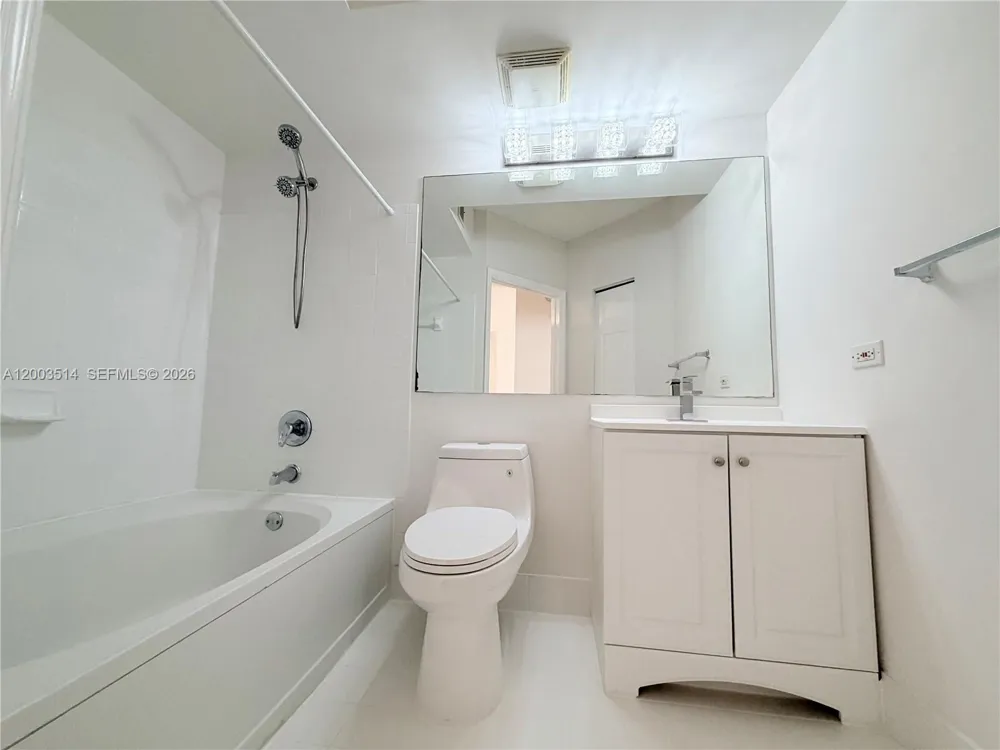 17100 Bay Rd #1913 Sunny Isles Beach, FL 33160