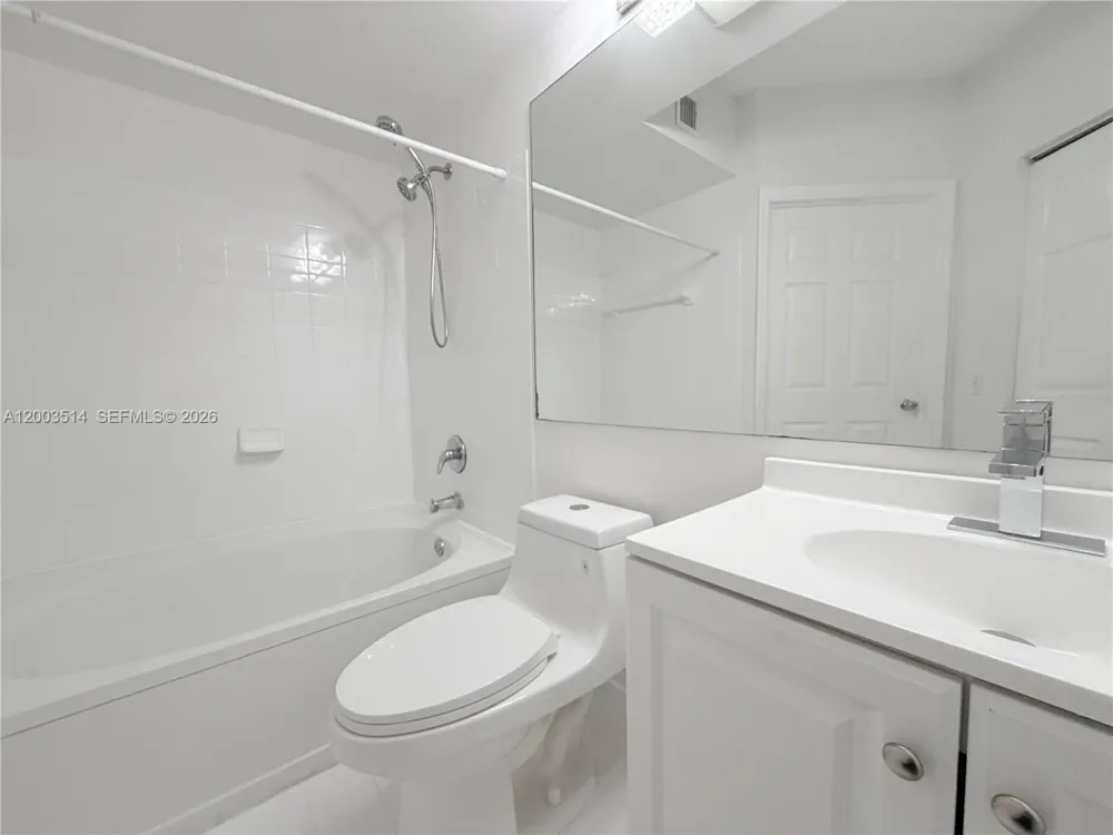 17100 Bay Rd #1913 Sunny Isles Beach, FL 33160