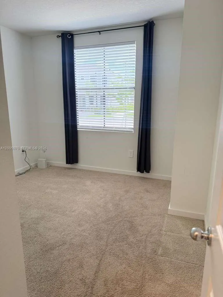 1281 NE 3rd Ave #1281 Florida City, FL 33034