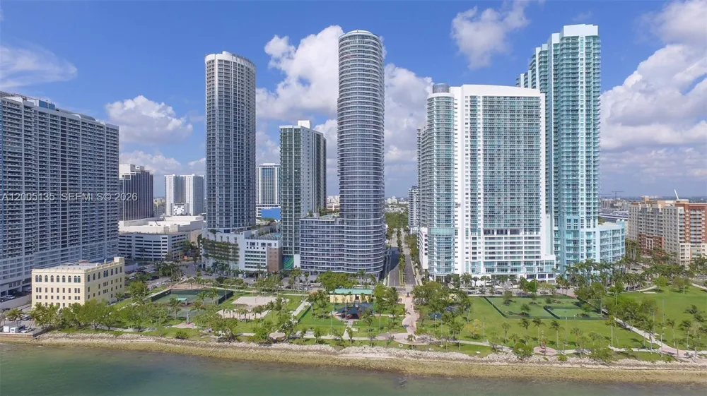 488 NE 18th St #3715 Miami, FL 33132