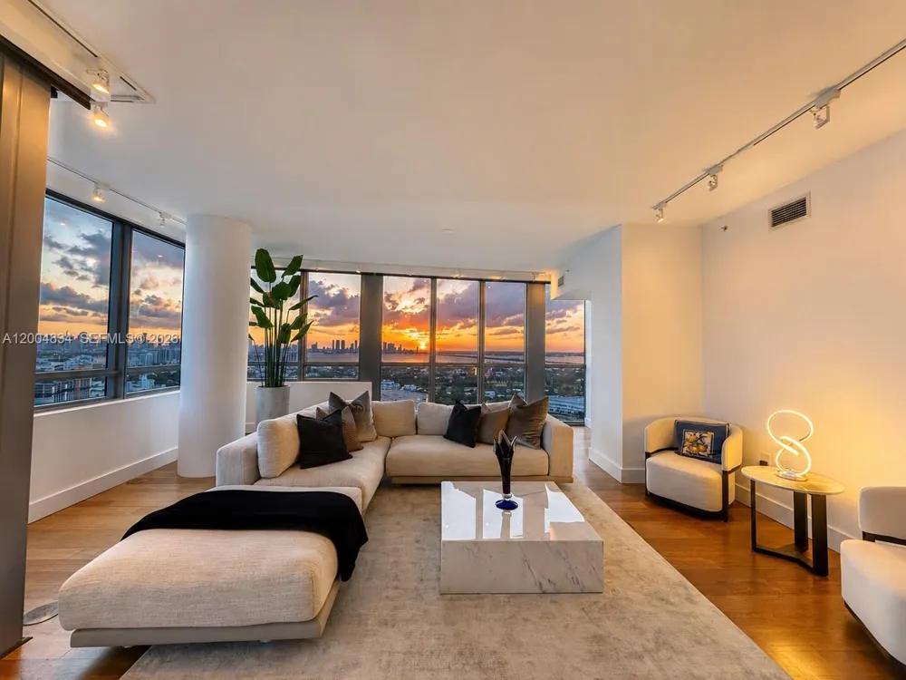 101 20th St #3501 Miami Beach, FL 33139