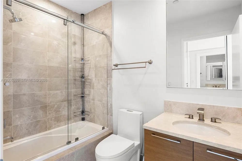 17001 Collins Ave #4208 Sunny Isles Beach, FL 33160
