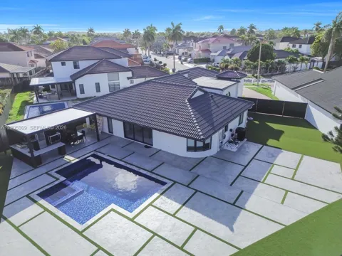 990 NW 131st Ave