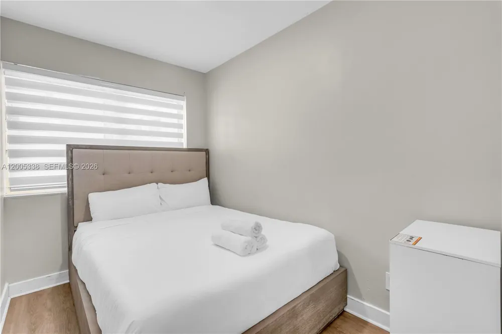 10006 E Bay Harbor Dr #16 Bay Harbor Islands, FL 33154