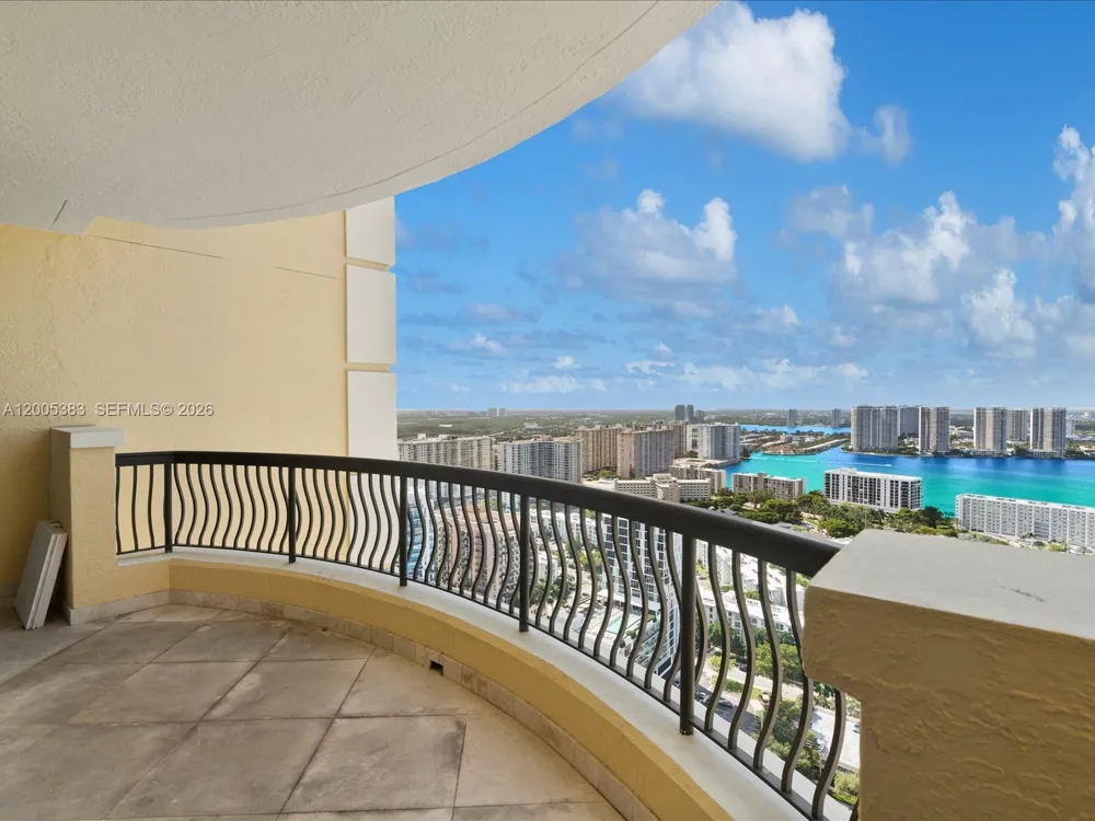 17875 Collins Ave #3305 Sunny Isles Beach, FL 33160