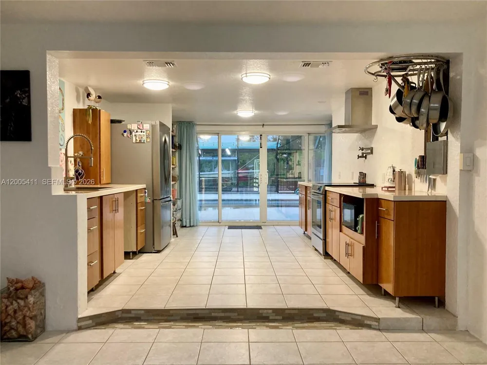 232 DARST AVE Punta Gorda, FL 33950