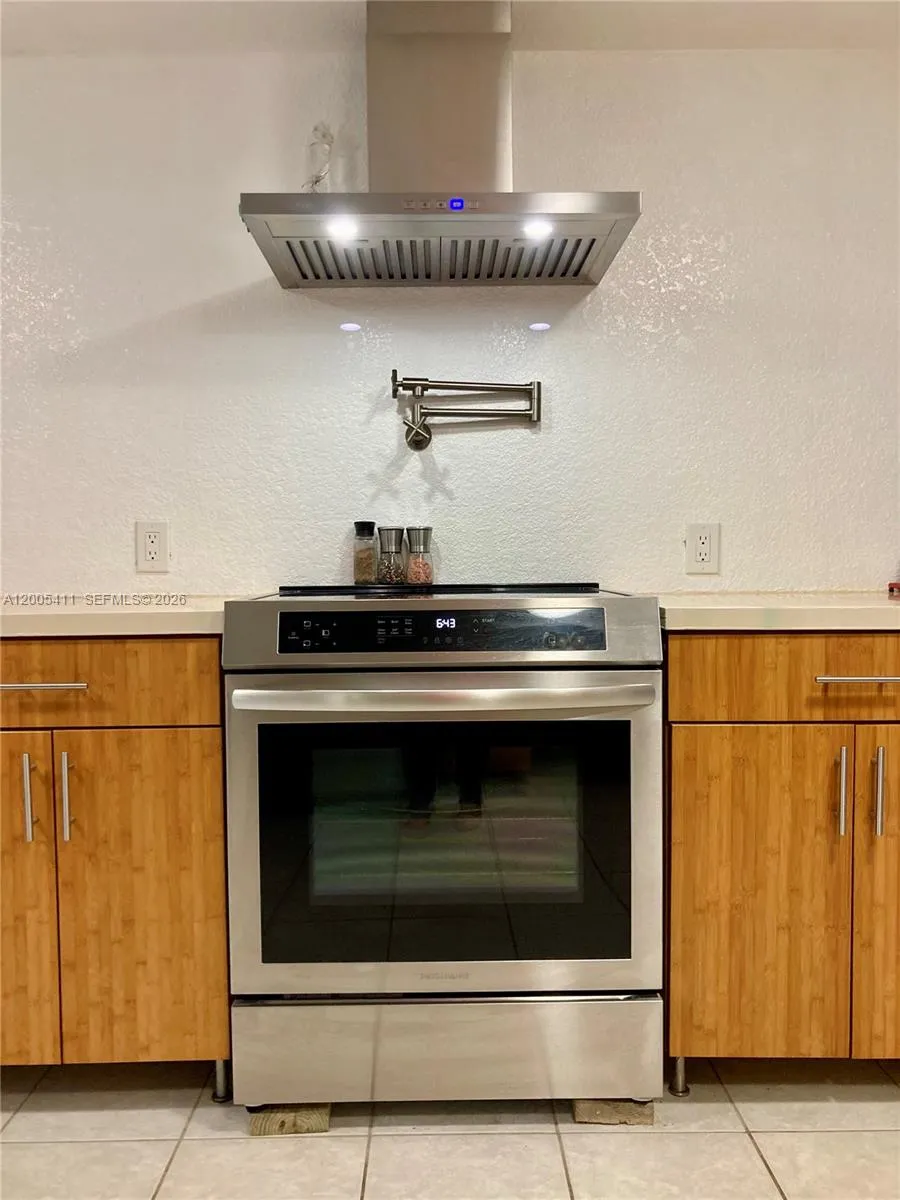 232 DARST AVE Punta Gorda, FL 33950