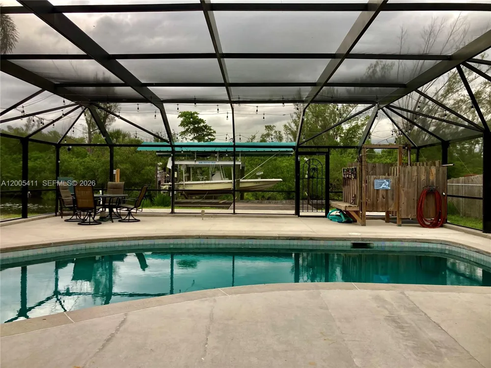 232 DARST AVE Punta Gorda, FL 33950