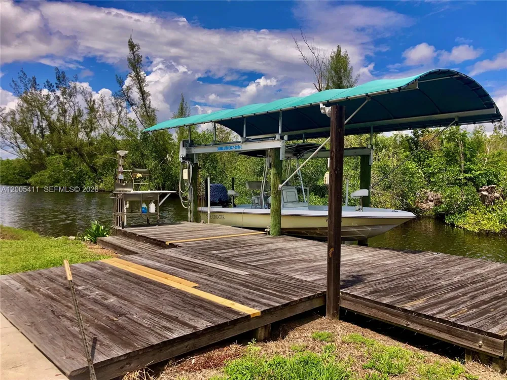 232 DARST AVE Punta Gorda, FL 33950