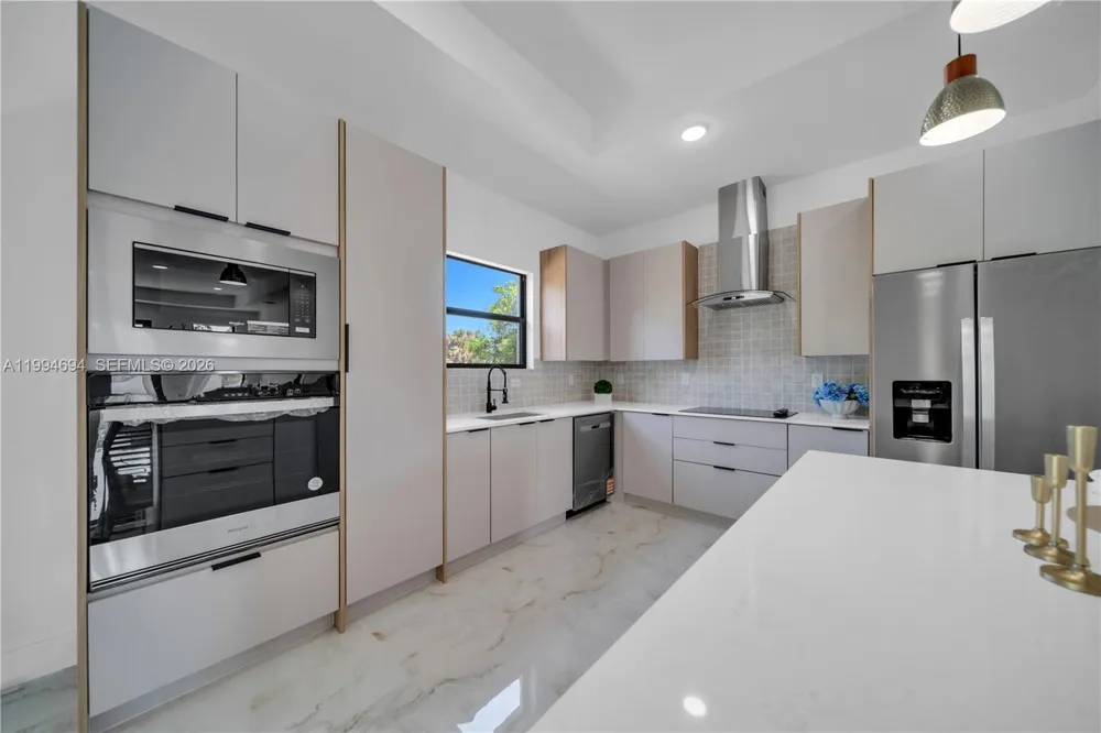 6045 Kumquat Cir La Belle, FL 33935