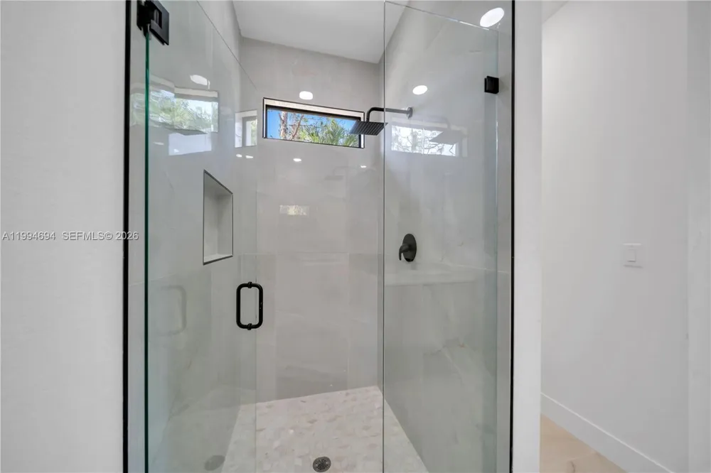 6045 Kumquat Cir La Belle, FL 33935