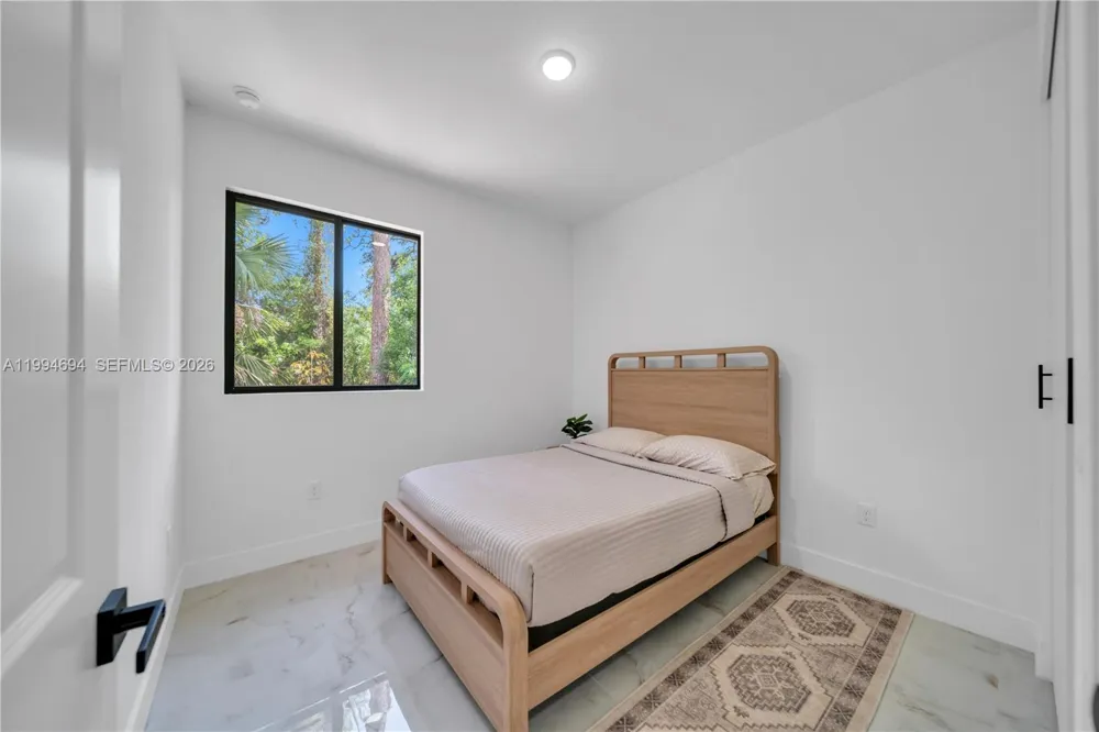 6045 Kumquat Cir La Belle, FL 33935