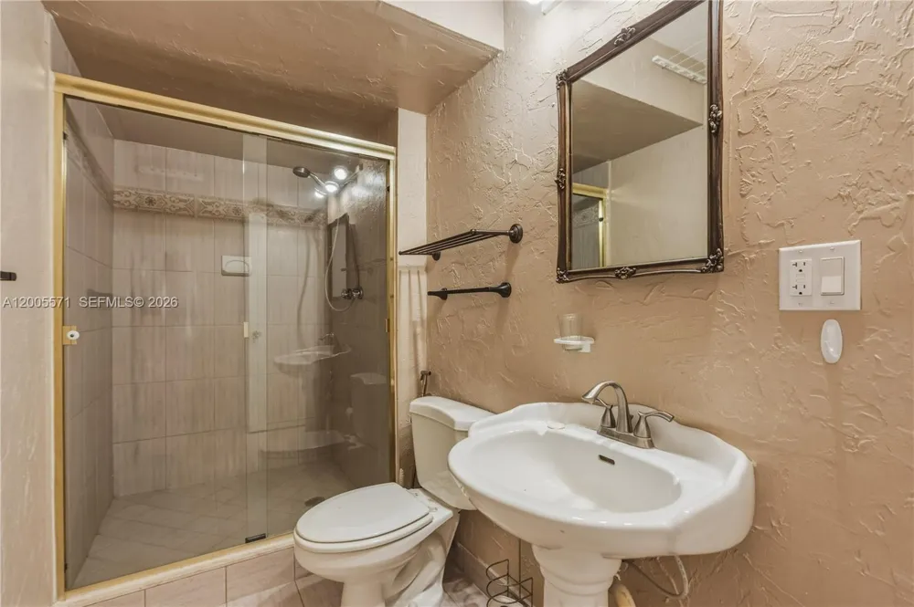 1600 S Ocean Dr #4G (Available Jan 16) Hollywood, FL 33019