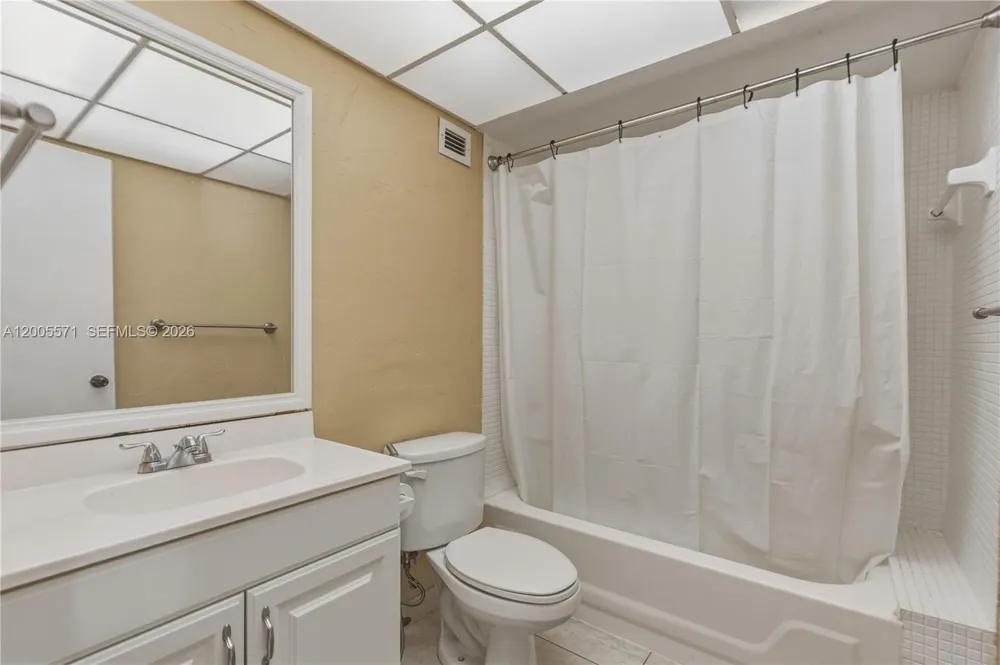 1600 S Ocean Dr #4G (Available Jan 16) Hollywood, FL 33019
