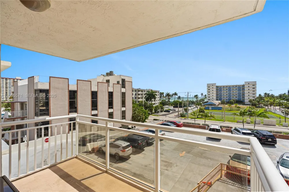 1600 S Ocean Dr #4G (Available Jan 16) Hollywood, FL 33019