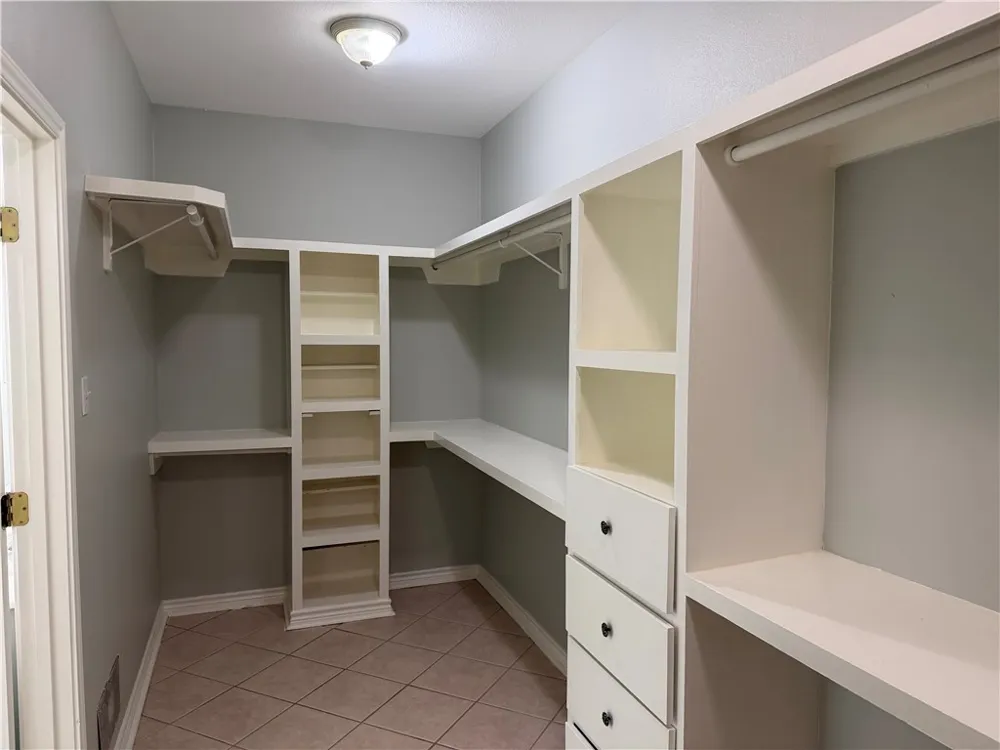 5758 Grand Lake Robstown, TX 78380