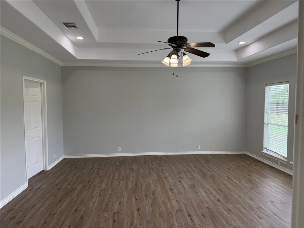 5758 Grand Lake Robstown, TX 78380