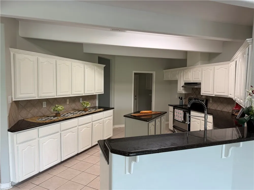 5758 Grand Lake Robstown, TX 78380