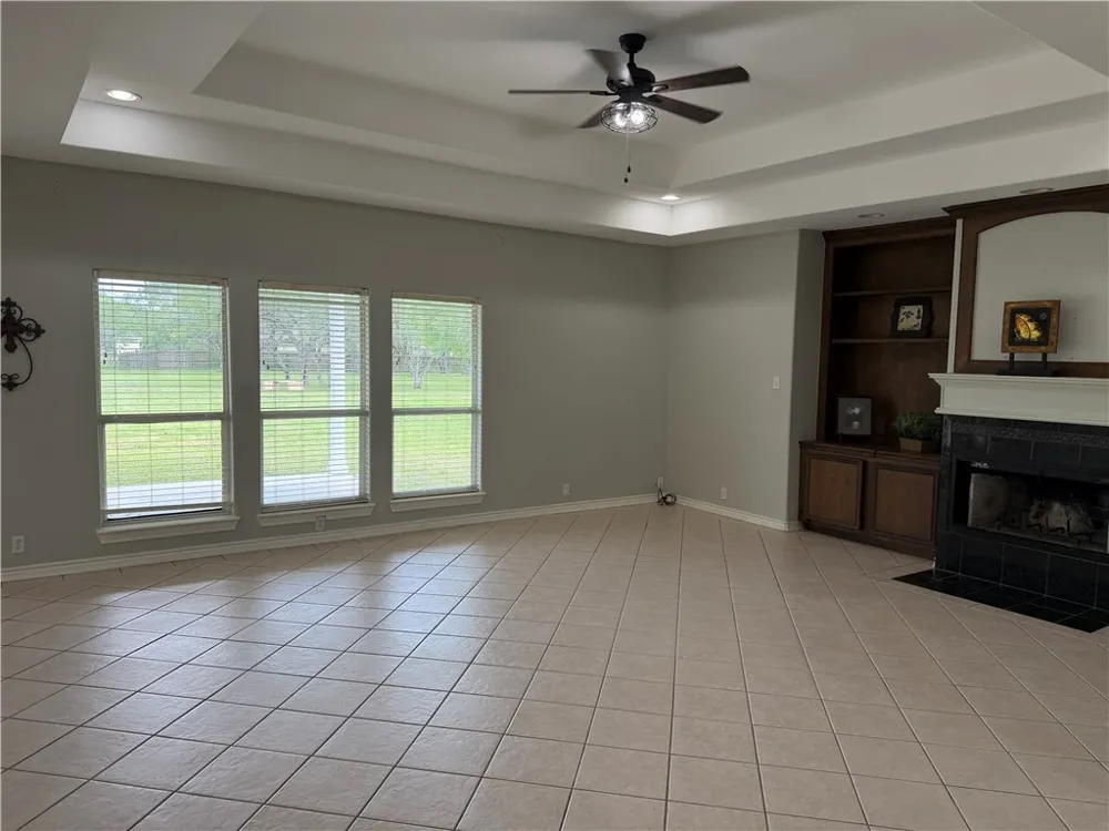 5758 Grand Lake Robstown, TX 78380