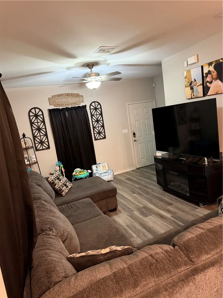 1430 Shely Street Corpus Christi, TX 78404