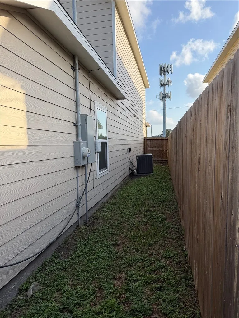 1430 Shely Street Corpus Christi, TX 78404