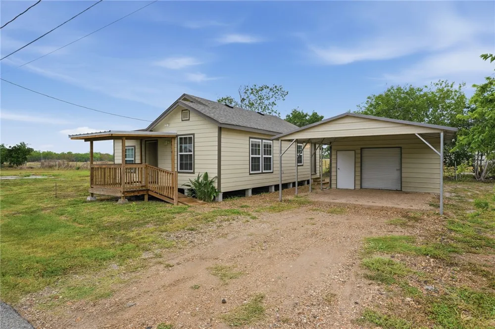 310 Driscoll Street Woodsboro, TX 78393