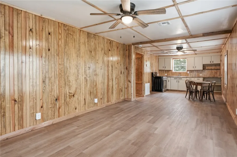310 Driscoll Street Woodsboro, TX 78393