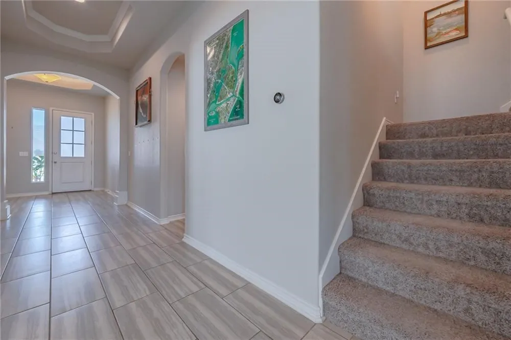 125 Shadow Moss Rockport, TX 78382