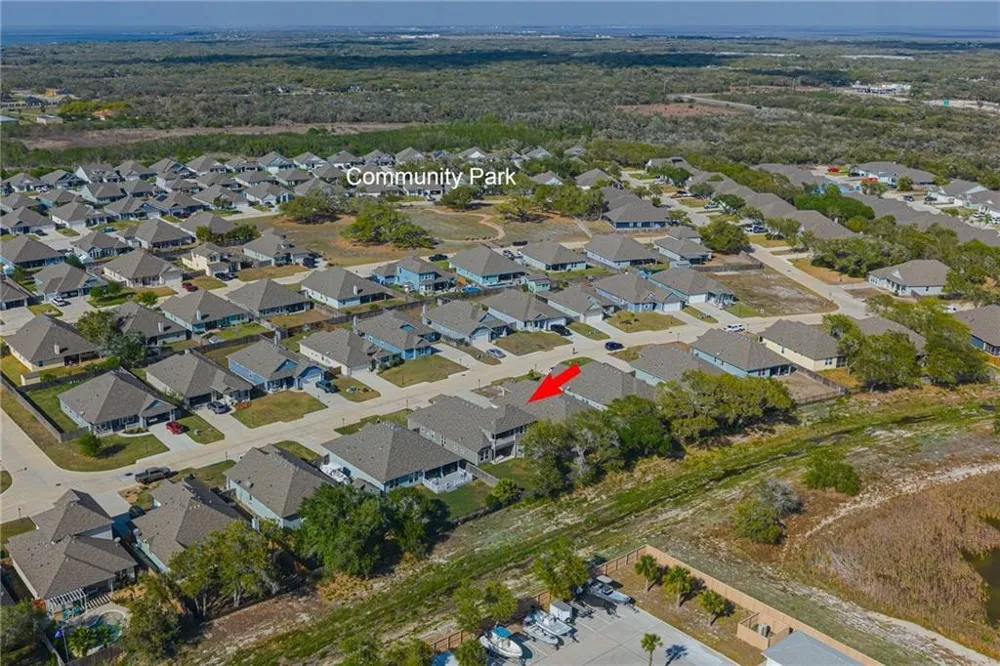 125 Shadow Moss Rockport, TX 78382