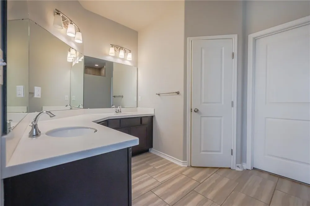125 Shadow Moss Rockport, TX 78382