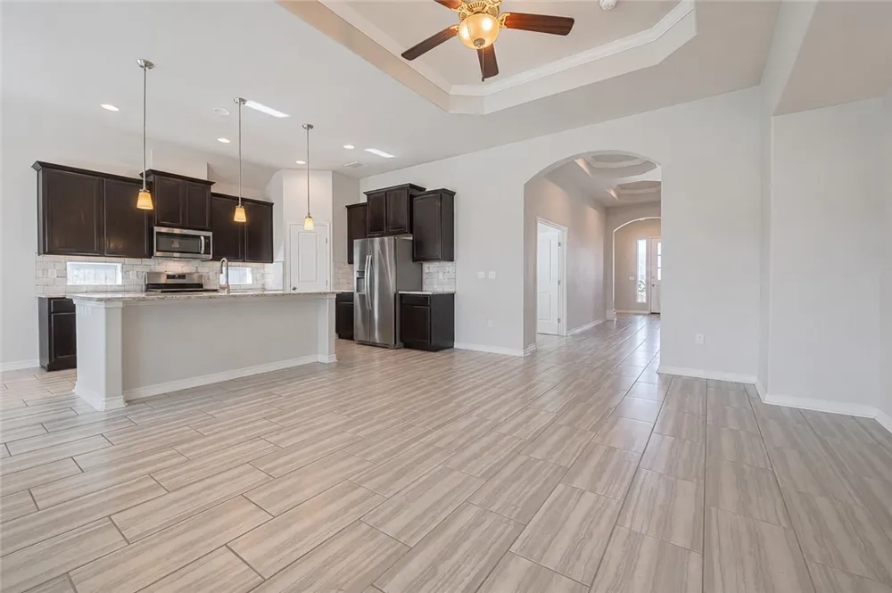 125 Shadow Moss Rockport, TX 78382