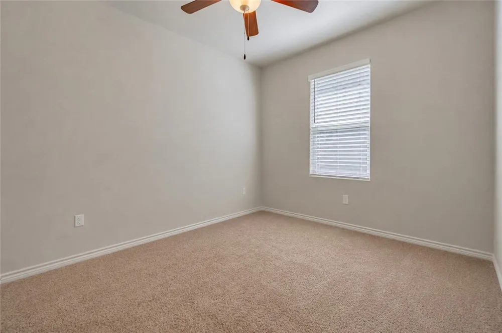 125 Shadow Moss Rockport, TX 78382
