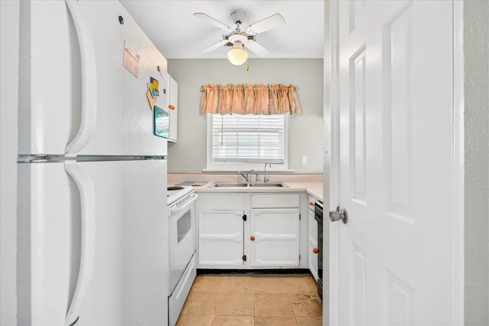 136 Port Saint Claire City By The Sea, TX 78336