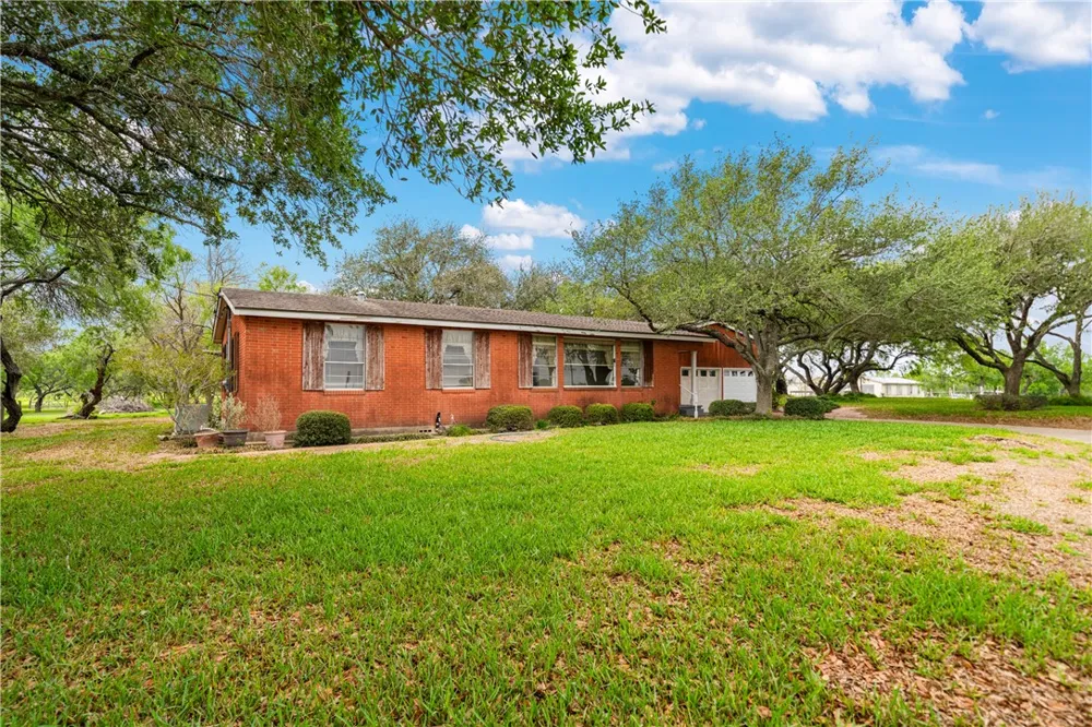 301 E FM 1118 Kingsville, TX 78363