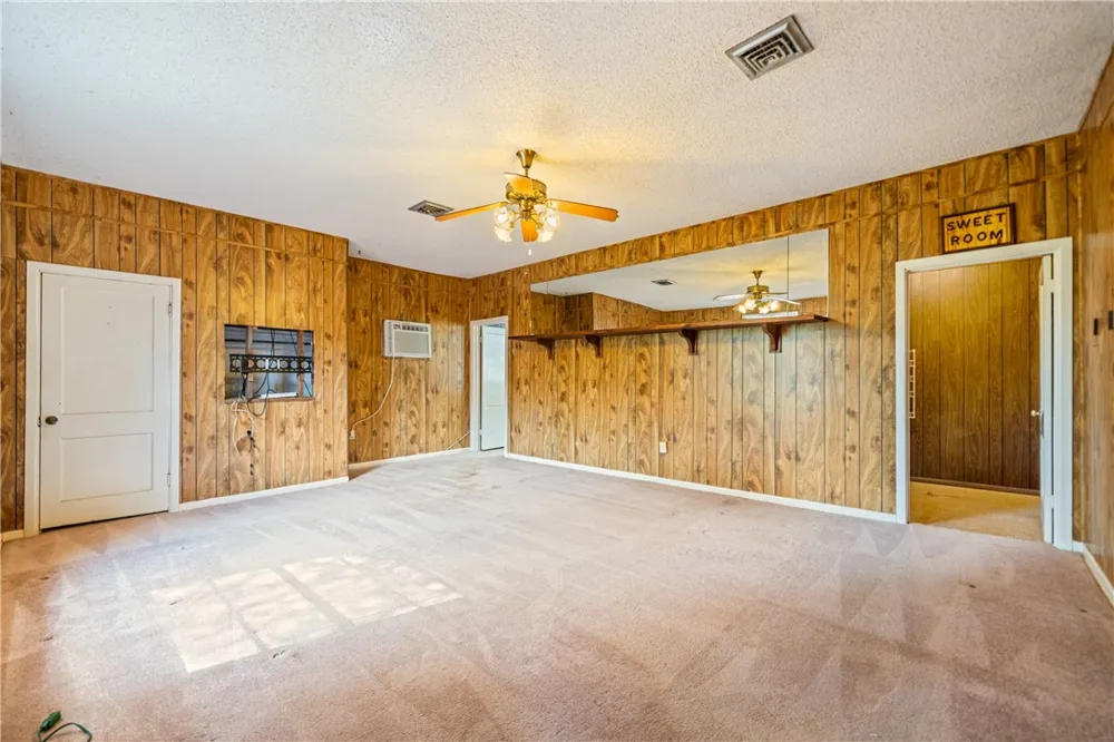 301 E FM 1118 Kingsville, TX 78363