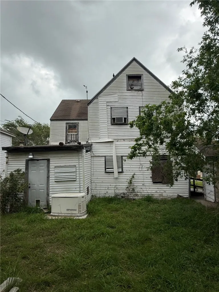 2809 Austin Street Corpus Christi, TX 78404