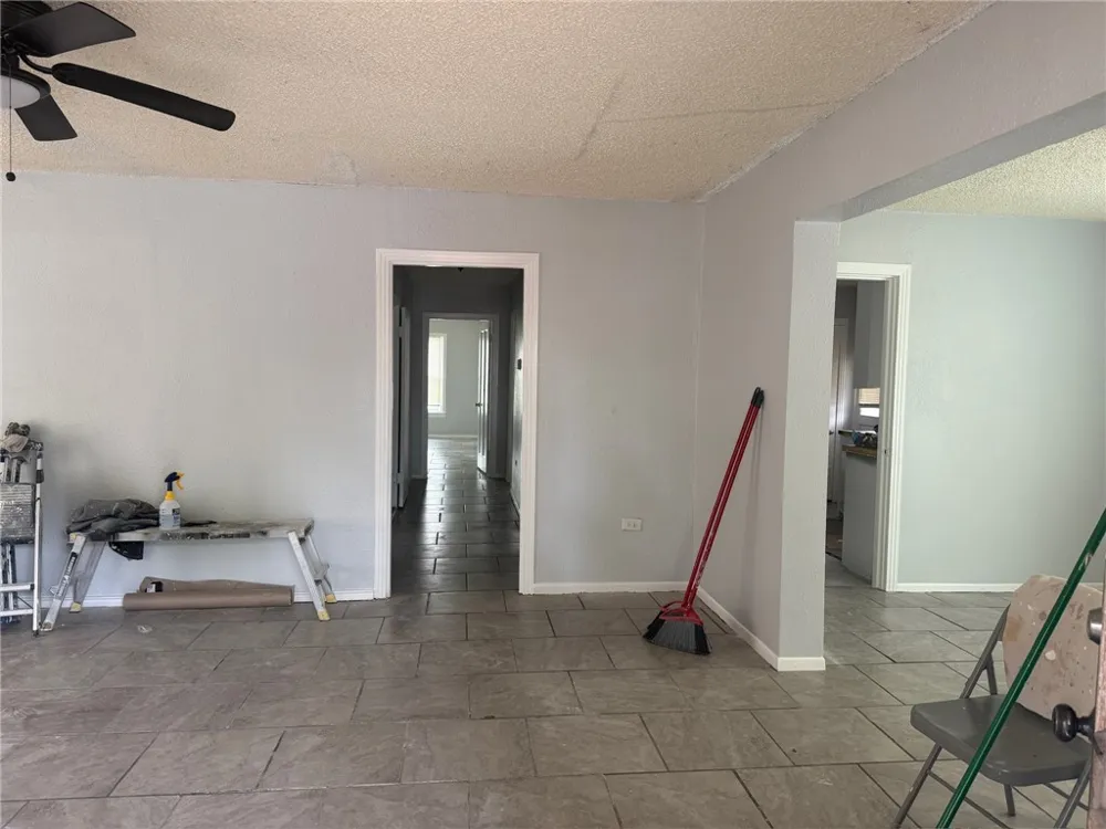 325 Rosebud Avenue Corpus Christi, TX 78404