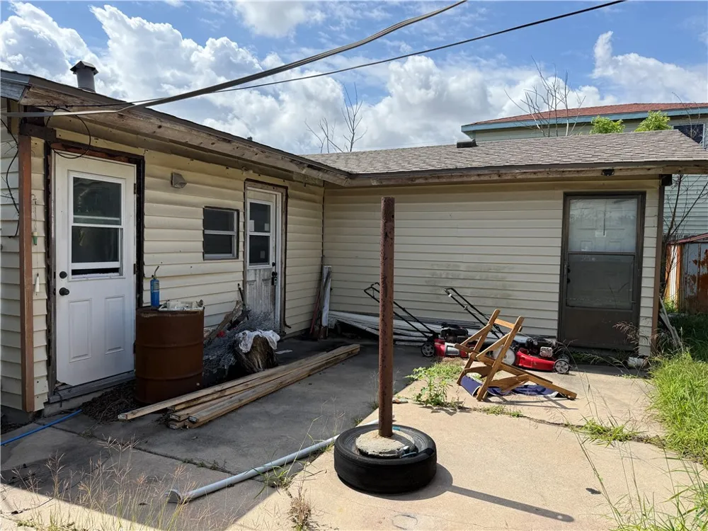 4541 Larkspur Corpus Christi, TX 78416