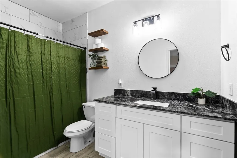 1402 W Johnson Avenue Aransas Pass, TX 78336