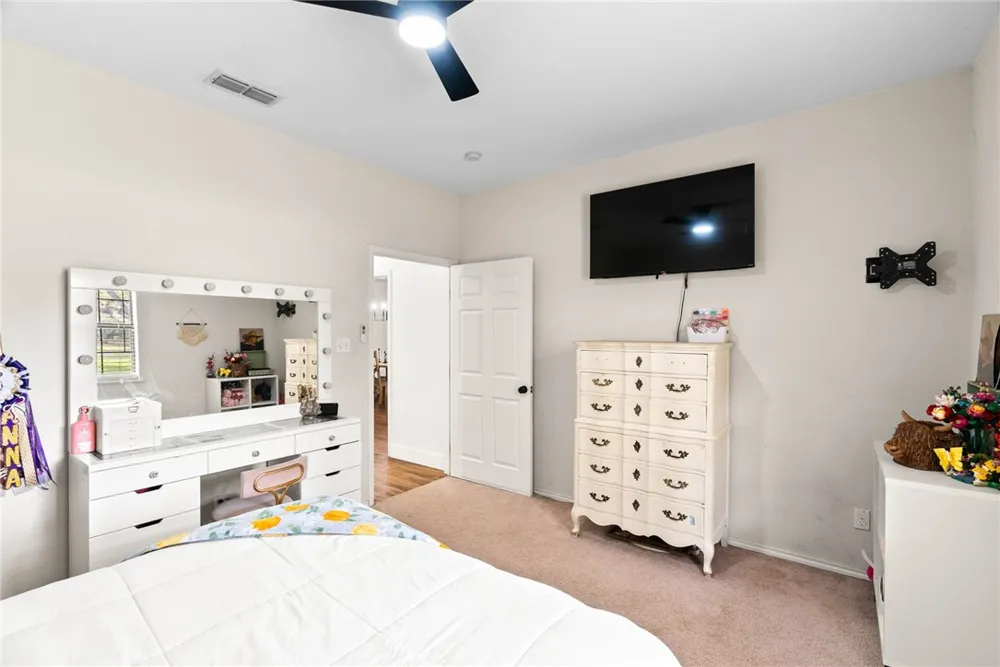 1402 W Johnson Avenue Aransas Pass, TX 78336