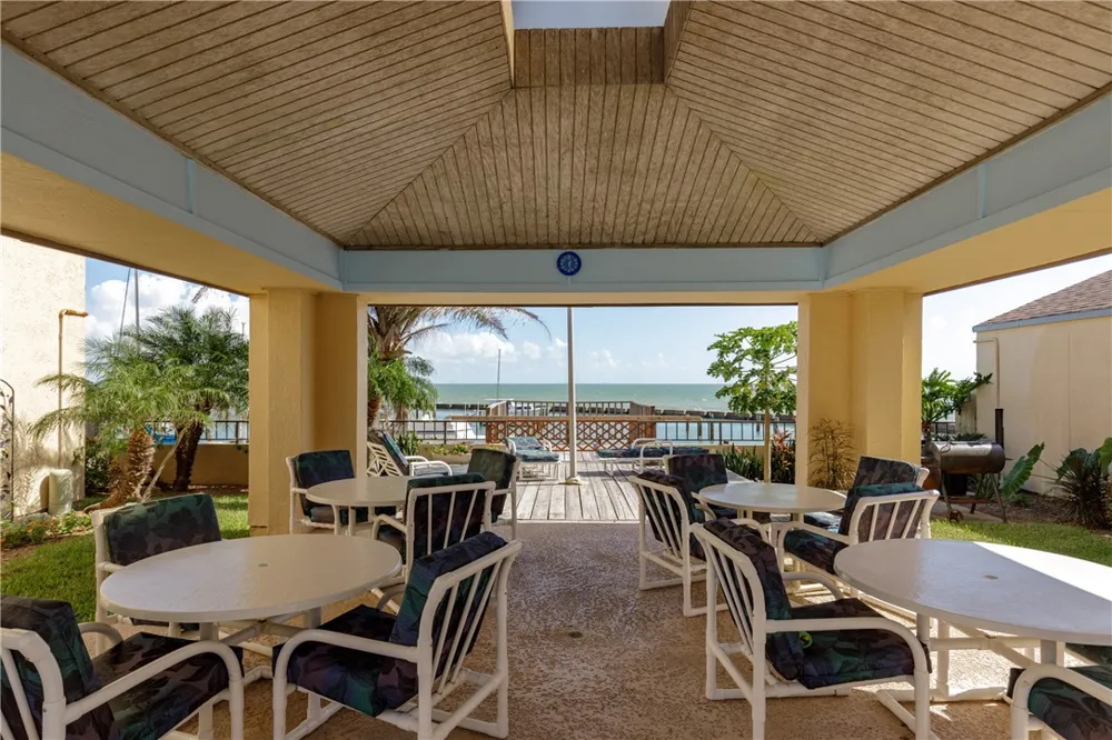 1400 Ocean Drive #403-C Corpus Christi, TX 78404