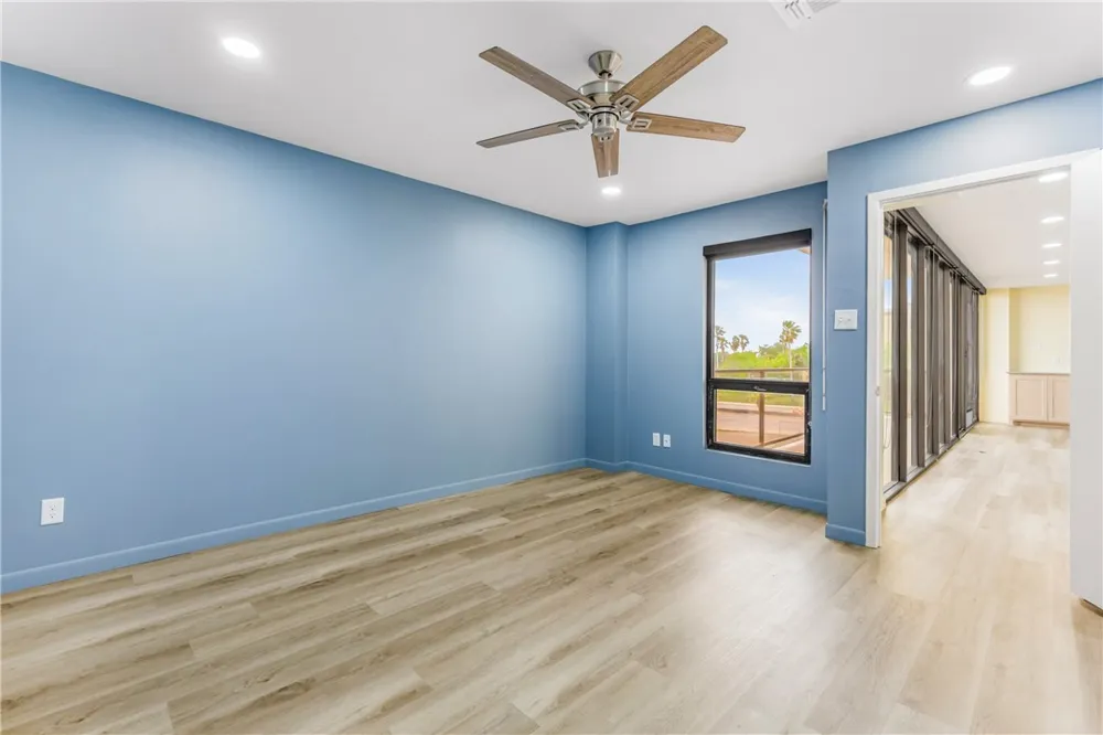 1400 Ocean Drive #403-C Corpus Christi, TX 78404