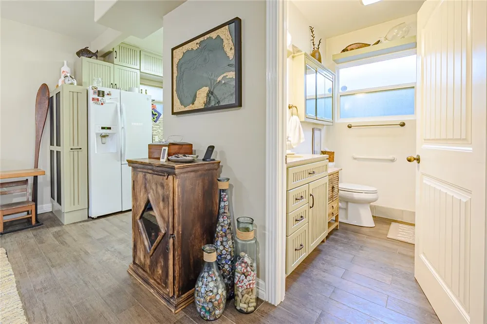102 S 7th Street Fulton, TX 78358