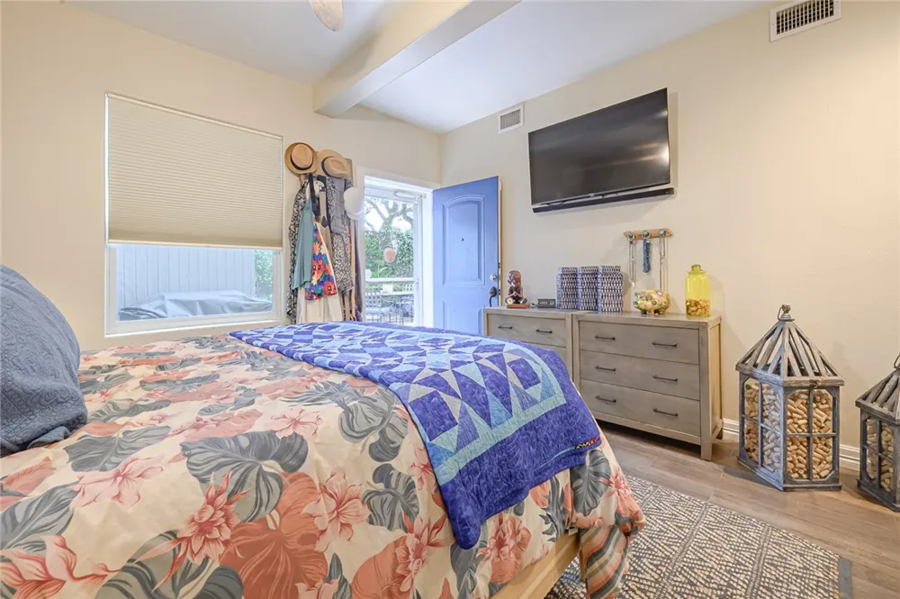102 S 7th Street Fulton, TX 78358