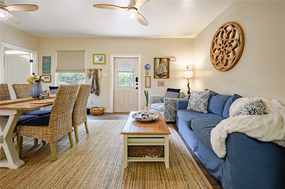 102 S 7th Street Fulton, TX 78358