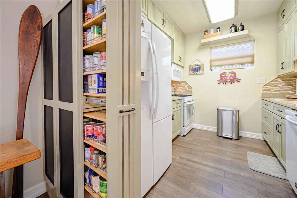 102 S 7th Street Fulton, TX 78358