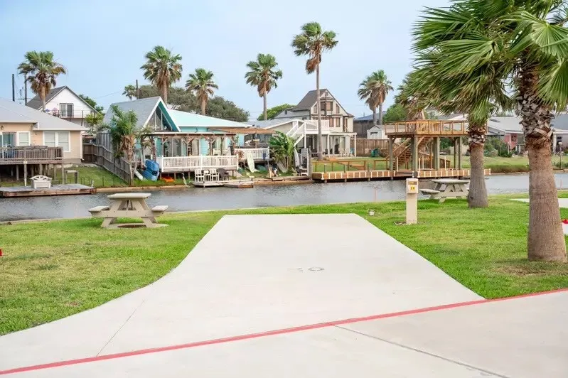 101 Caribbean Drive #20 Corpus Christi, TX 78418